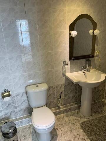 Фото номера Стандартный номер с кроватью размера &quot;king-size&quot; Отель Hotel Kim г. Могилев 11